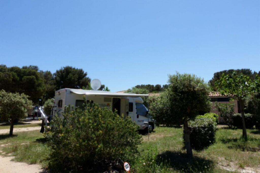 Martigues, Camping De L'Arquet **** Eksteriør bilde